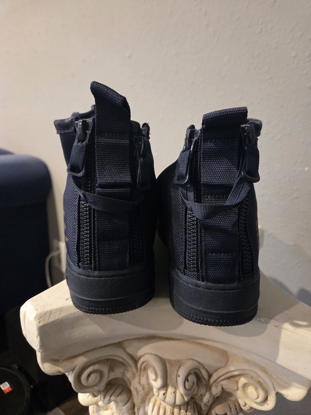 Men's Nike Air Force SF Mid Obsidian with Gold Eyelets - Picture 3 of 5